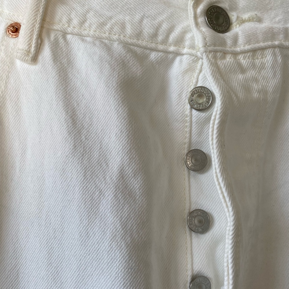 Levi men’s 501 white denim jeans all cotton 38 / 32 nwot button fly